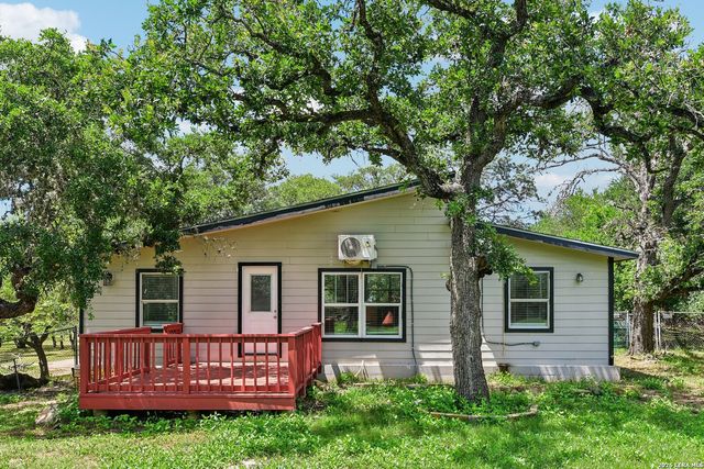 31320 SUNLIGHT DR, Bulverde, TX 78163