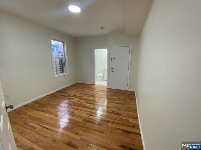 101 Hedden Terrace 2, Newark, NJ 07108