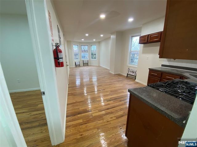 101 Hedden Terrace 2, Newark, NJ 07108