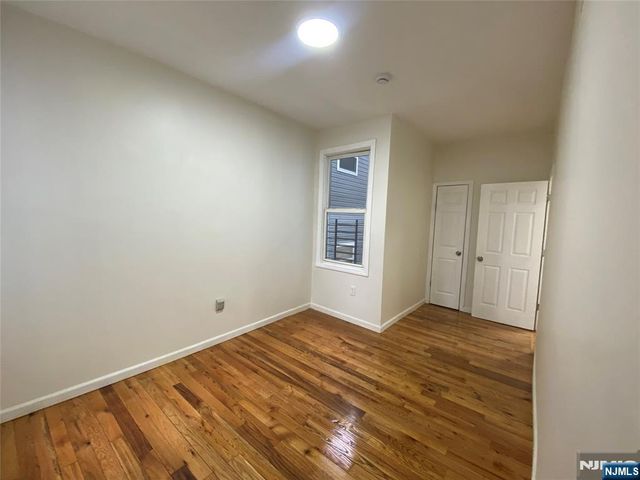 101 Hedden Terrace 2, Newark, NJ 07108