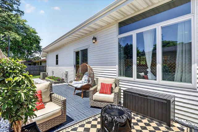 2232 Rutledge Avenue, Janesville, WI 53545