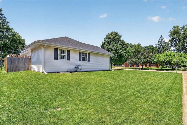 2232 Rutledge Avenue, Janesville, WI 53545