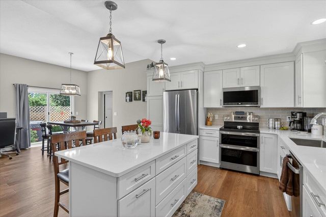 2232 Rutledge Avenue, Janesville, WI 53545