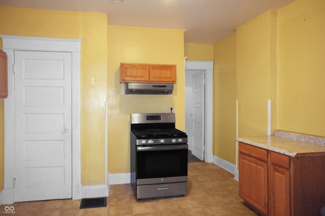 909 W Roache Street, Indianapolis, IN 46208