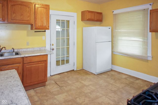 909 W Roache Street, Indianapolis, IN 46208