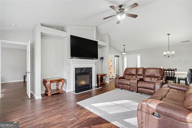 2416 Centennial Hill Way NW, Acworth, GA 30102