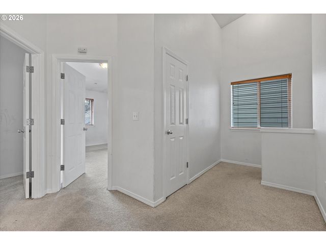 15591 Sw STONE RIDGE Cir, Beaverton, OR 97007