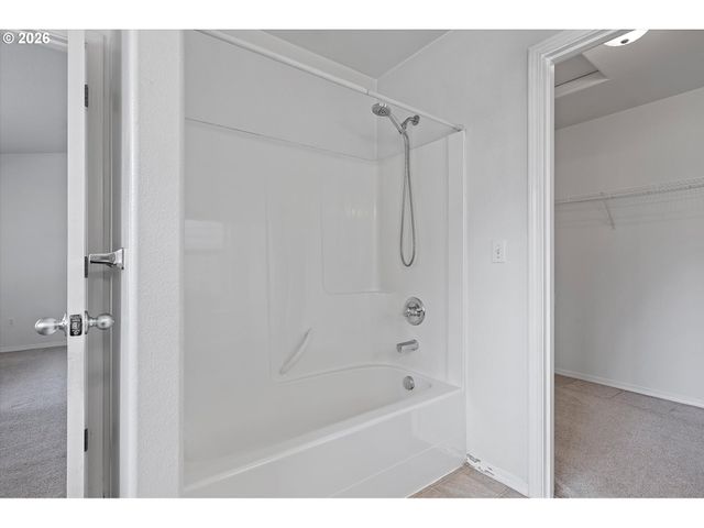 15591 Sw STONE RIDGE Cir, Beaverton, OR 97007