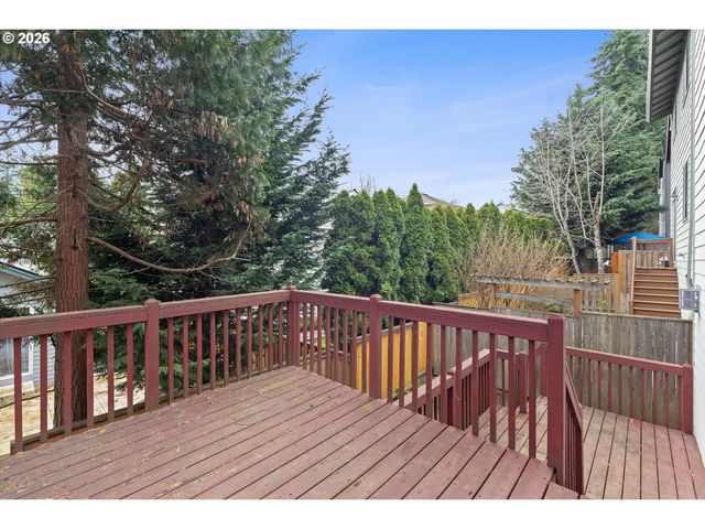 15591 Sw STONE RIDGE Cir, Beaverton, OR 97007