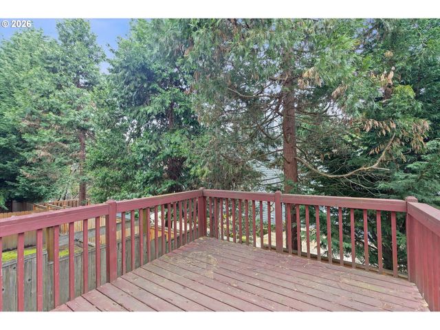 15591 Sw STONE RIDGE Cir, Beaverton, OR 97007