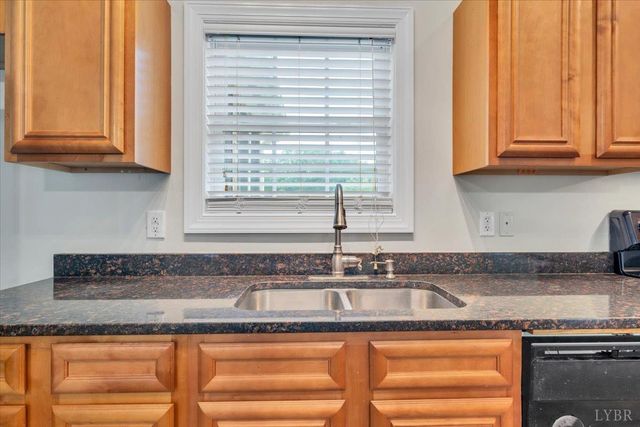 2677 Tolers Ferry Rd, Huddleston, VA 24104