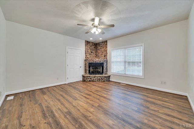 2677 Tolers Ferry Rd, Huddleston, VA 24104