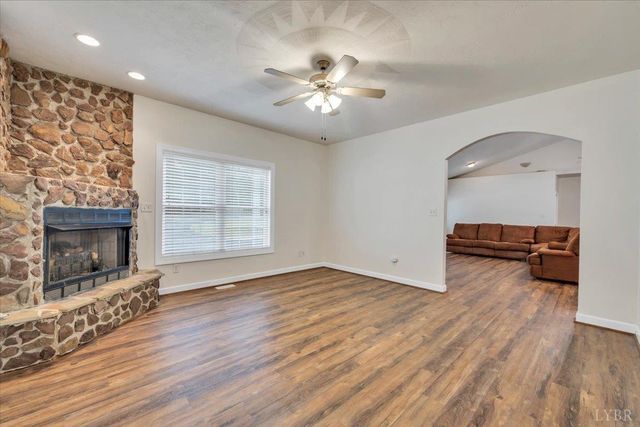 2677 Tolers Ferry Rd, Huddleston, VA 24104