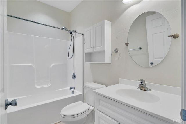 2677 Tolers Ferry Rd, Huddleston, VA 24104