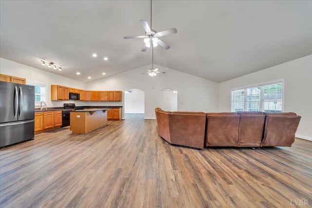 2677 Tolers Ferry Rd, Huddleston, VA 24104