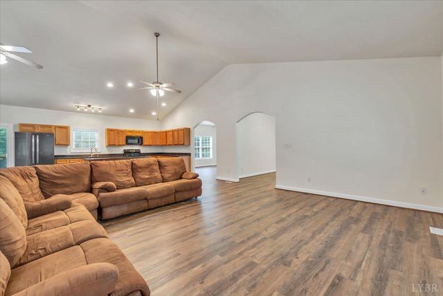 2677 Tolers Ferry Rd, Huddleston, VA 24104