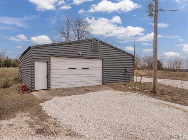 18504 Wagon Wheel Trail, Warrenton, MO 63383