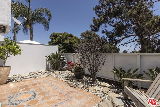 28711 PACIFIC COAST Highway 30, Malibu, CA 90265