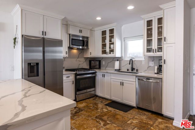 28711 PACIFIC COAST Highway 30, Malibu, CA 90265