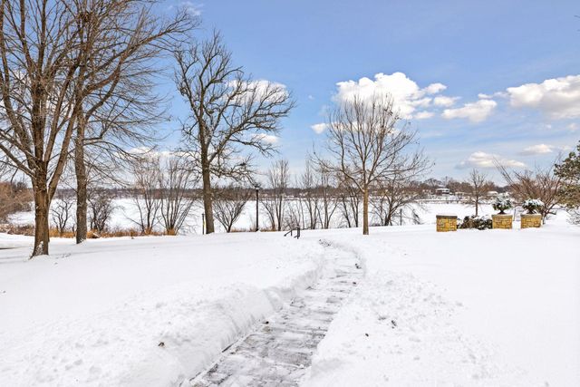 1197 Como Boulevard W, Saint Paul, MN 55103