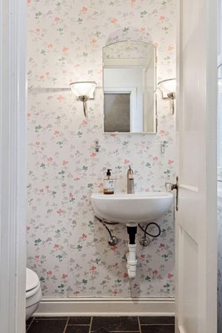 1197 Como Boulevard W, Saint Paul, MN 55103