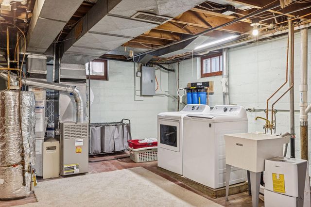 1197 Como Boulevard W, Saint Paul, MN 55103