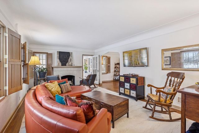 1197 Como Boulevard W, Saint Paul, MN 55103