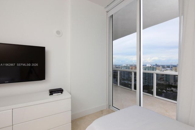 16001 Collins Ave 2902, Sunny Isles Beach, FL 33160