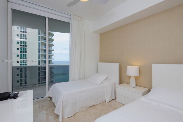 16001 Collins Ave 2902, Sunny Isles Beach, FL 33160