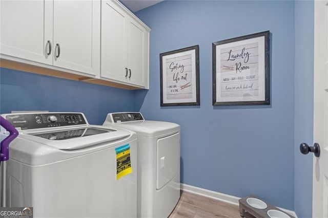 172 Red Oak Lane, Calhoun, GA 30701