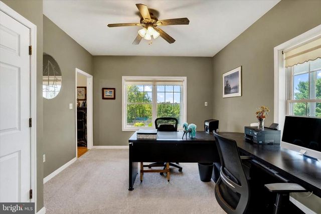 2528 MEETINGHOUSE RD, Spring Grove, PA 17362