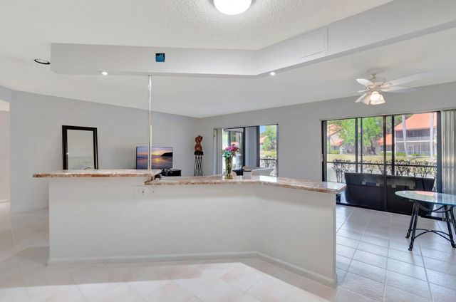 5731 Coach House Circle A, Boca Raton, FL 33486