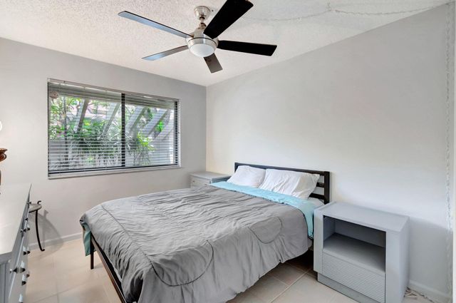 5731 Coach House Circle A, Boca Raton, FL 33486