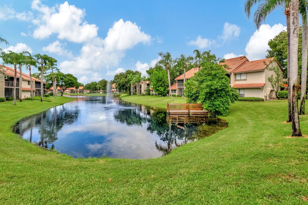 5731 Coach House Circle A, Boca Raton, FL 33486