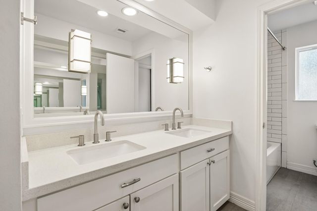 6147 Ella Lee Lane, Houston, TX 77057