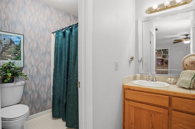 105 Innisbrook Drive, Lufkin, TX 75901