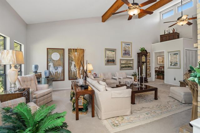 105 Innisbrook Drive, Lufkin, TX 75901