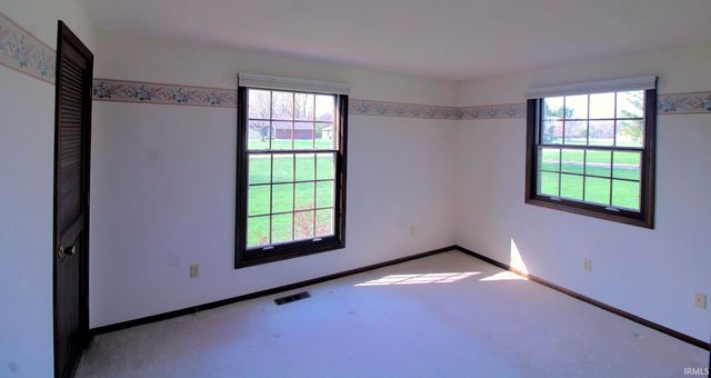 8729 Nicole Drive, Fort Wayne, IN 46806