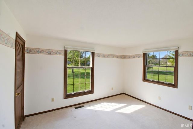 8729 Nicole Drive, Fort Wayne, IN 46806