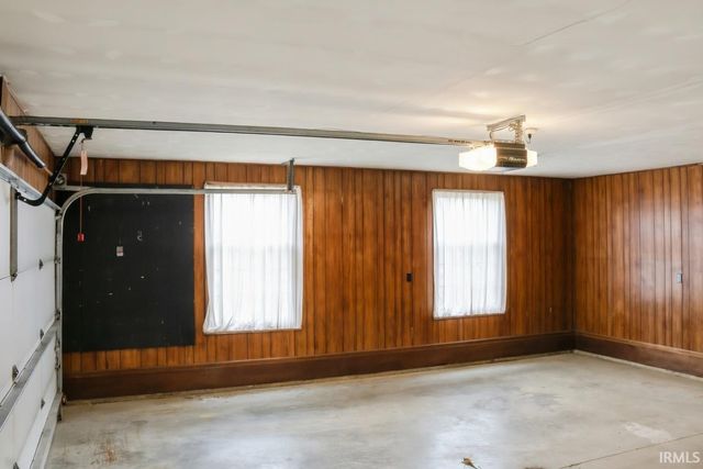 8729 Nicole Drive, Fort Wayne, IN 46806