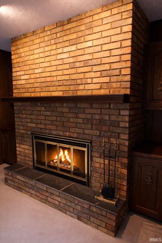 8729 Nicole Drive, Fort Wayne, IN 46806