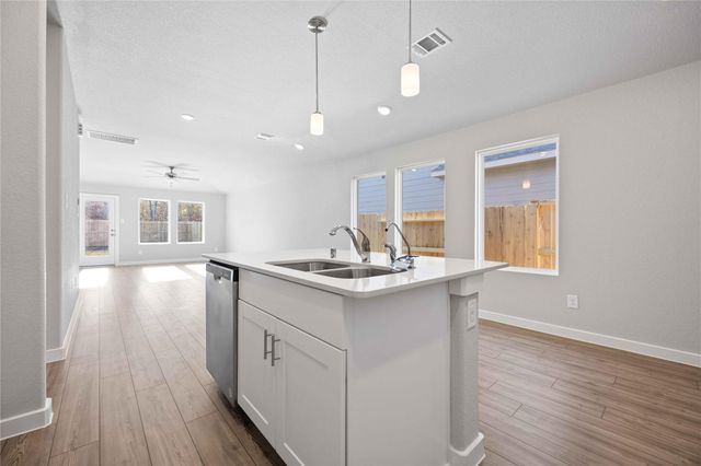 2823 Windy Homestead Lane, Crosby, TX 77532