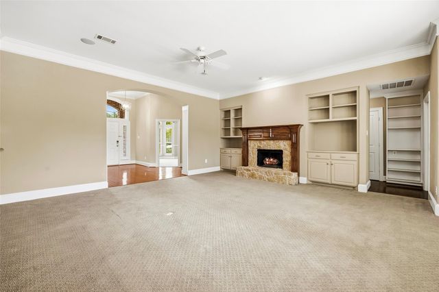 15 Center Court, Heath, TX 75032
