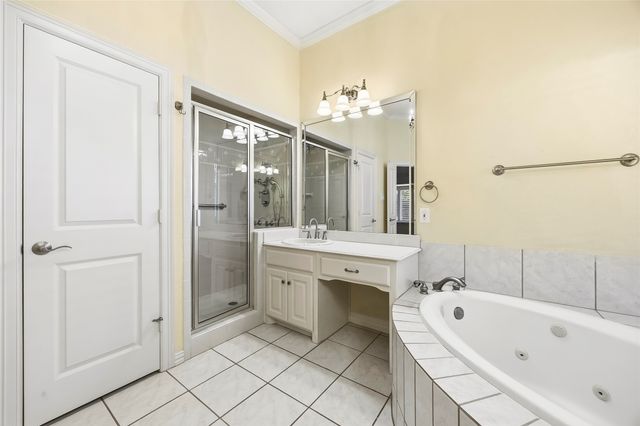 15 Center Court, Heath, TX 75032