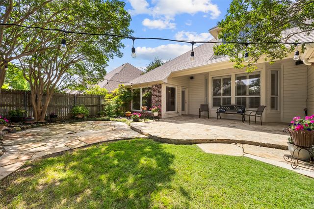 15 Center Court, Heath, TX 75032