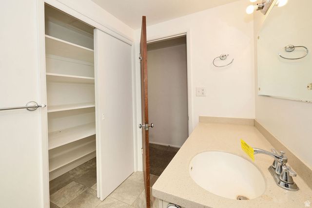 734 W 1300 S, Woods Cross, UT 84087