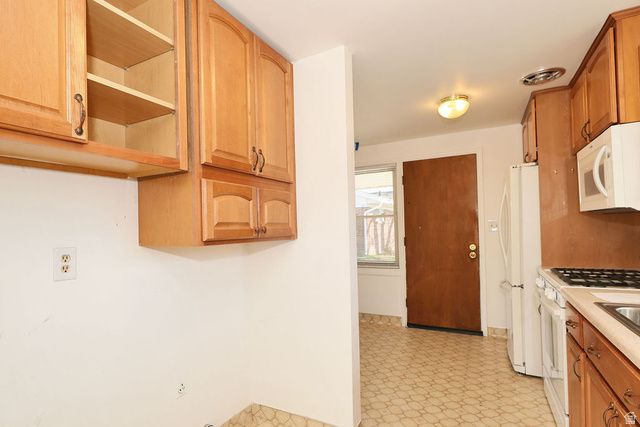 734 W 1300 S, Woods Cross, UT 84087