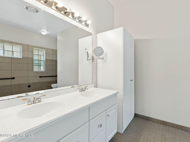 80 Silverside Road, Lakewood, NJ 08701