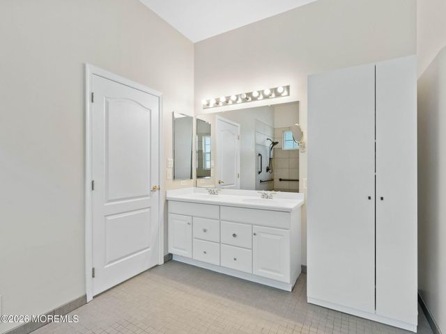 80 Silverside Road, Lakewood, NJ 08701