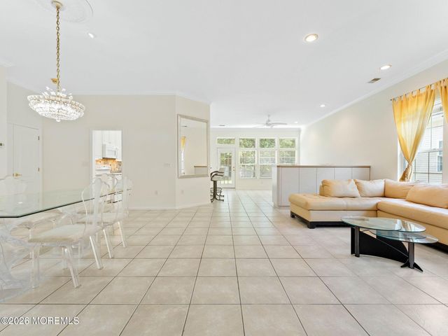 80 Silverside Road, Lakewood, NJ 08701